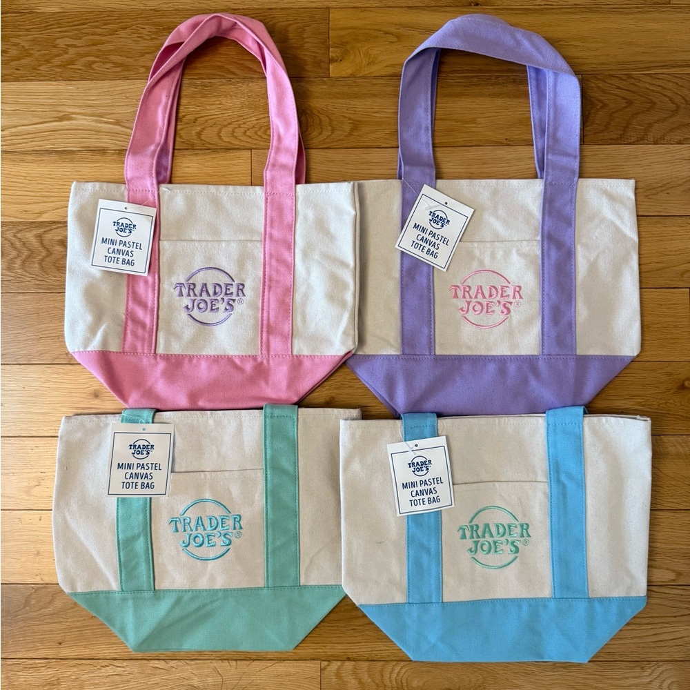Trader Joe’s Pastel Canvas Tote Bag Set